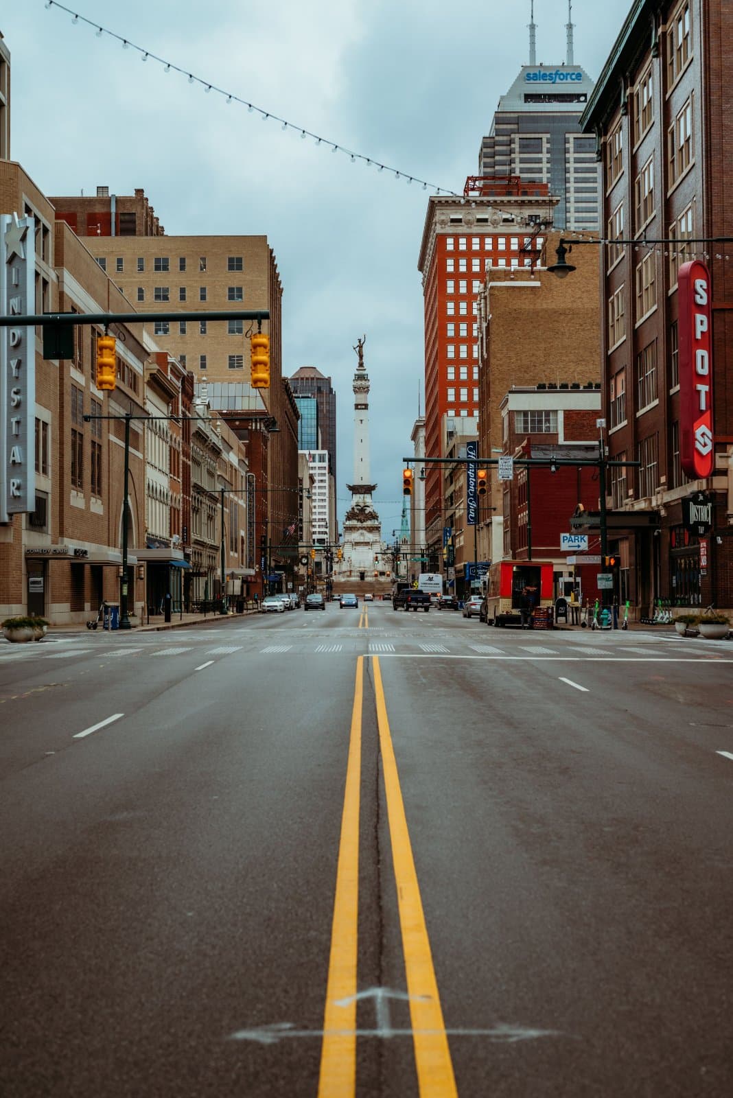 Photo by Chris F: https://www.pexels.com/photo/light-traffic-on-city-road-11850898/